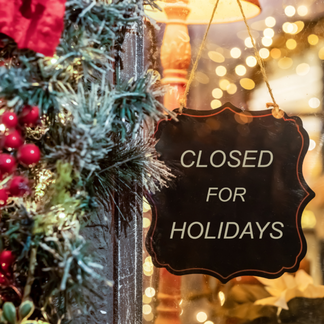 Closed for Christmas sign