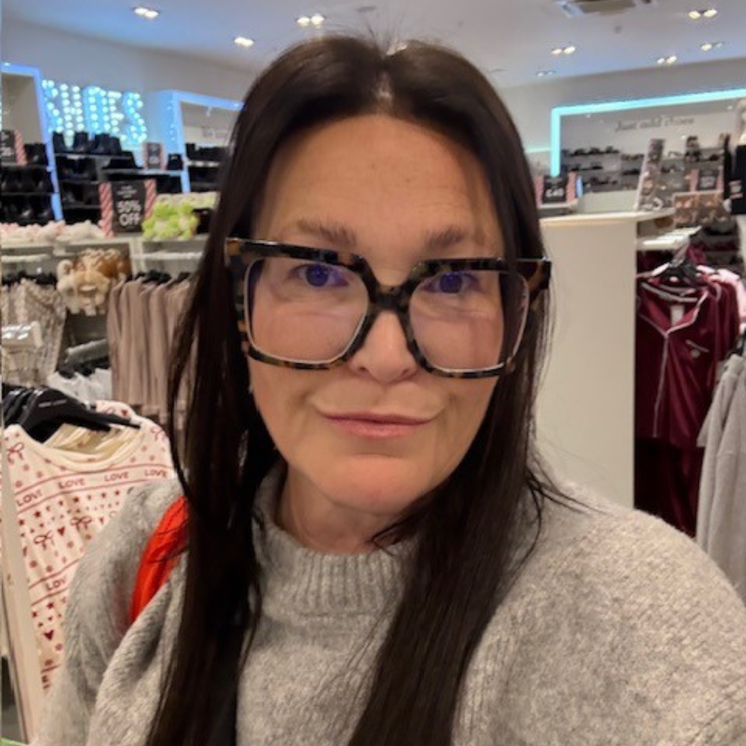 School Business Professional Samantha grows her career with an apprenticeship 